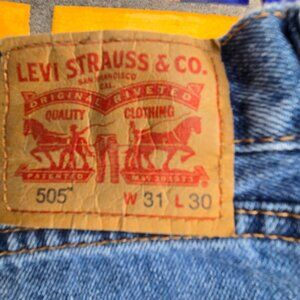 LEVI’S 505 REGULAR FIT STRAIGHT LEG MEN'S JEANS 31X30